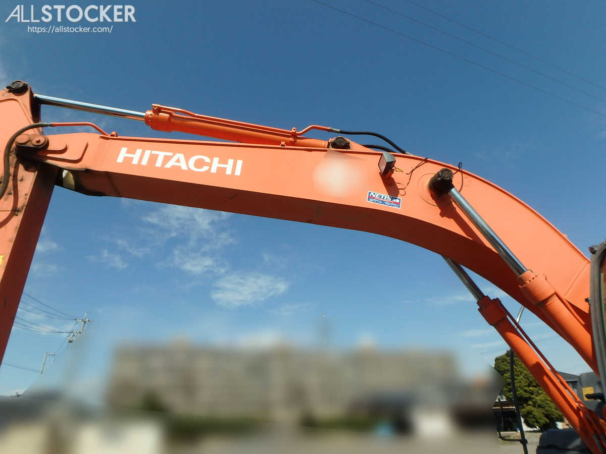 HITACHI ZX200-3 挖掘机-Y 6717H | 出售二手建筑机械、车辆及农用机械 